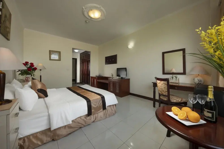 Me Linh Hotel