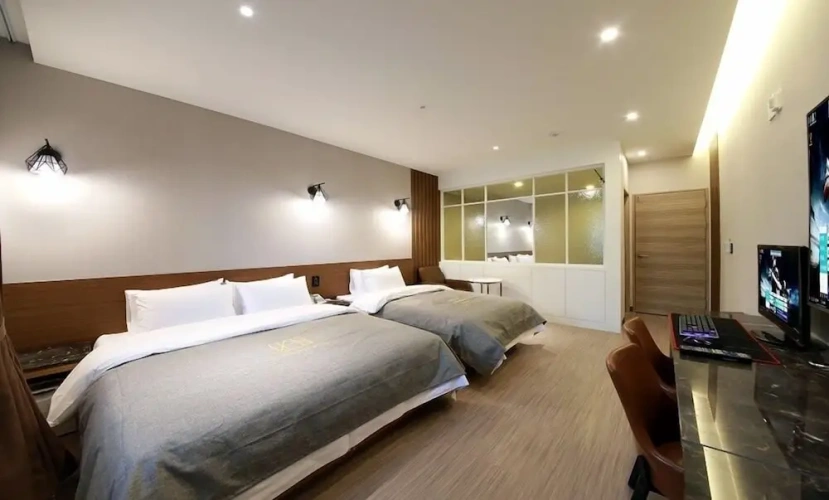 Premium Twin room