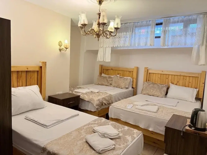 Economy Triple room