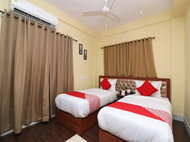 A Retro By OYO Rooms