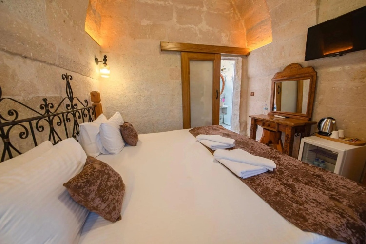 Roma Cave Suite Hotel