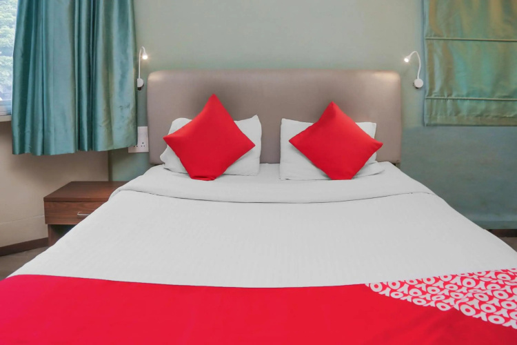 Collection O 80421 Hotel Pearl