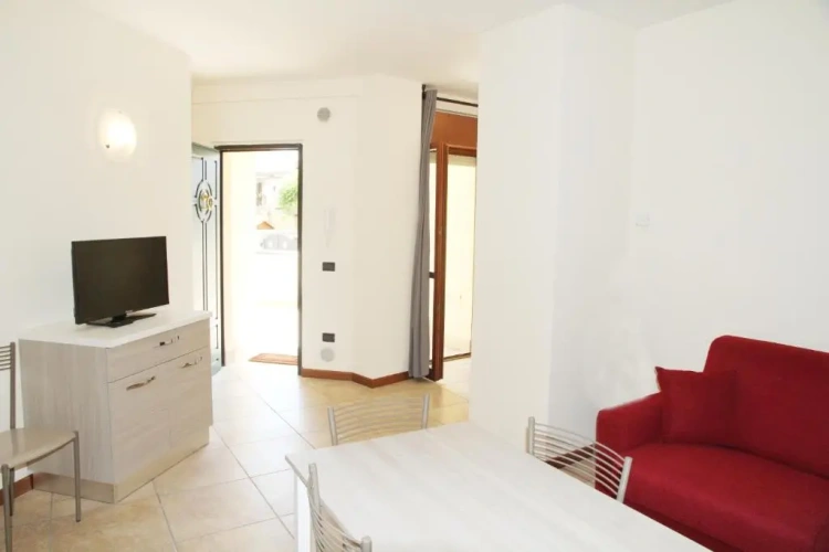 1 Bedroom Apartment with balcony and with view