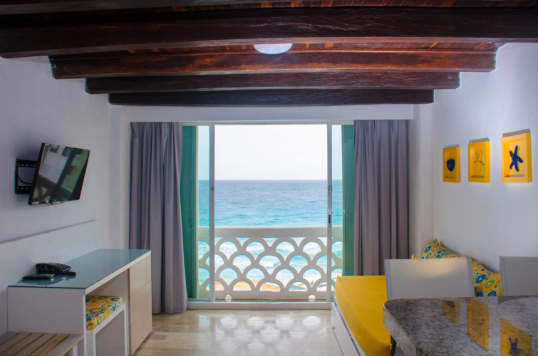Bsea Cancun Plaza photo 8