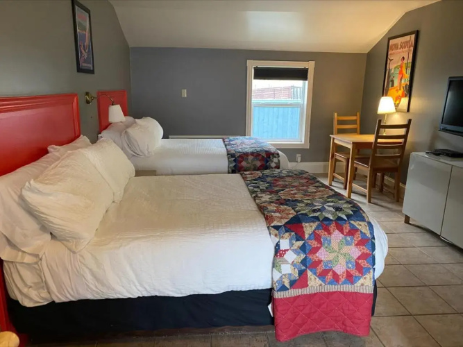 Seawinds Motel