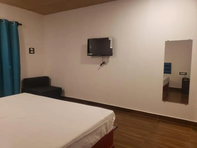 2 Bedrooms Apartment