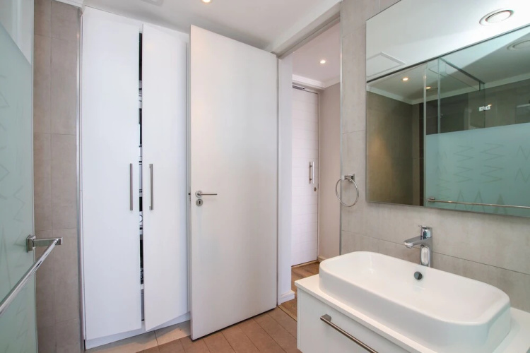 Sandton Smart Apartment Eleven