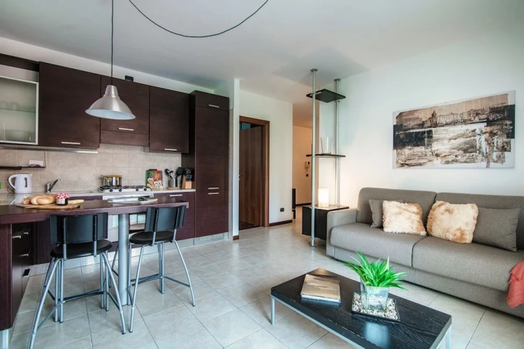 Apartment with balcony