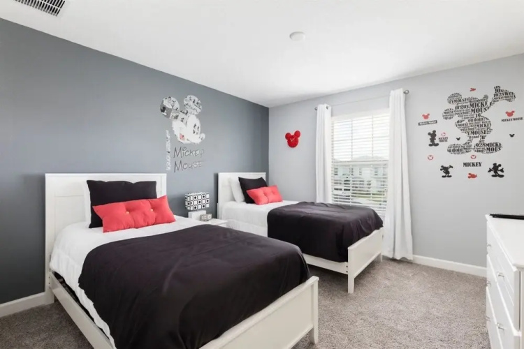 4BR 3BA ChampionsGate  Townhome