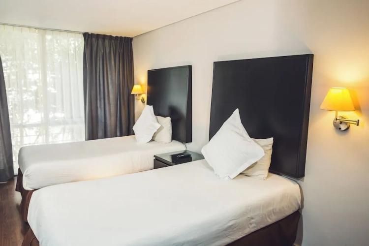 Twin Suite