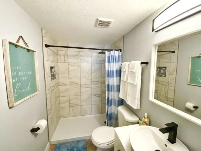 Studio with ocean view