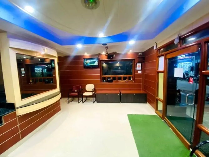 Mayur Paradise