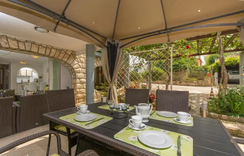 1 Bedroom Double Apartment