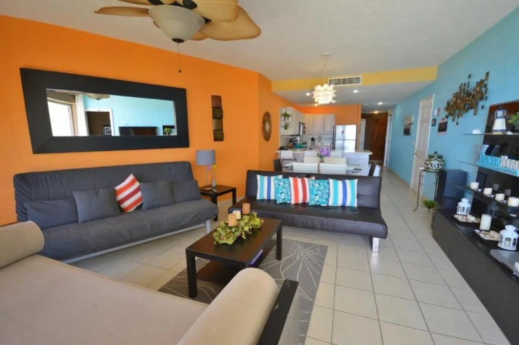 2 Bedrooms Apartment with ocean view