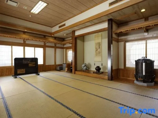 Standard room with mountain view