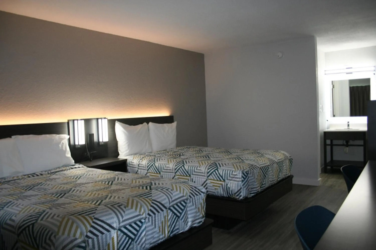 Motel 6 Brookhaven, MS