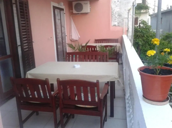 Standard Triple room with balcony and with view