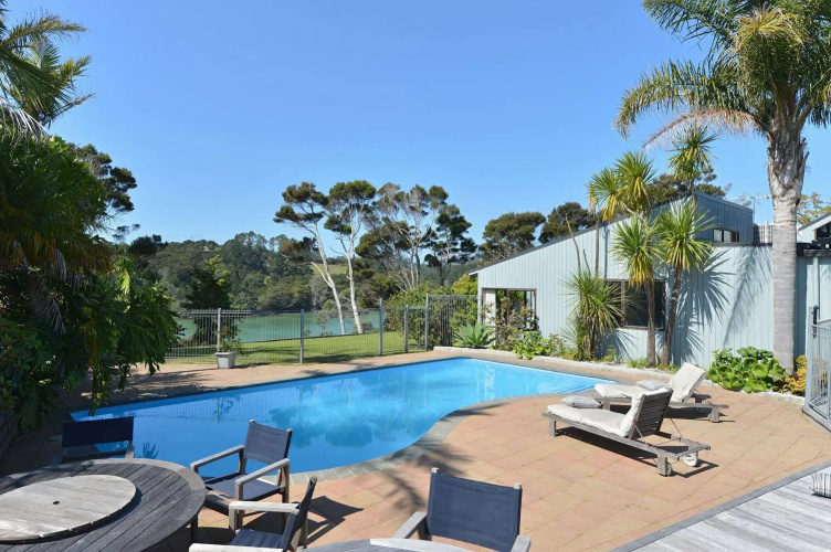 The Clendon