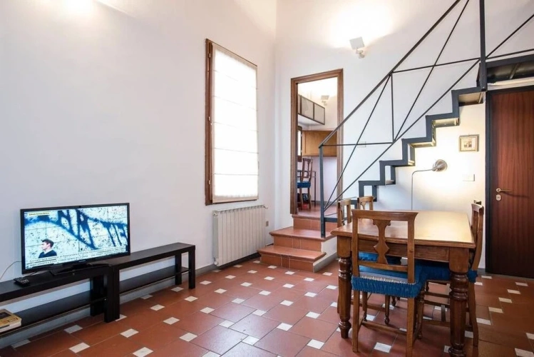 3 Bedrooms Apartment