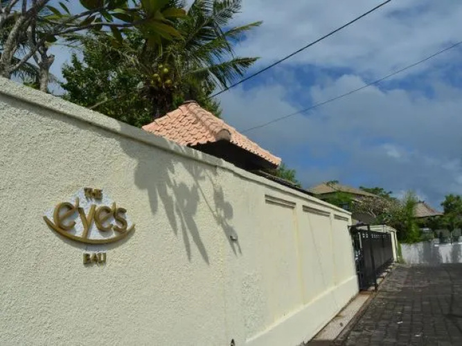 The Eyes Bali