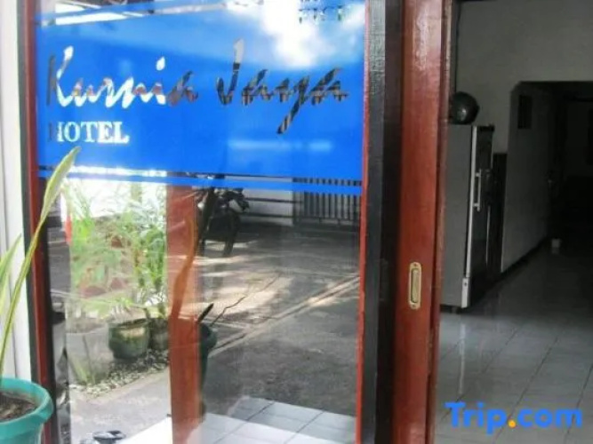 Kurnia Jaya Hotel