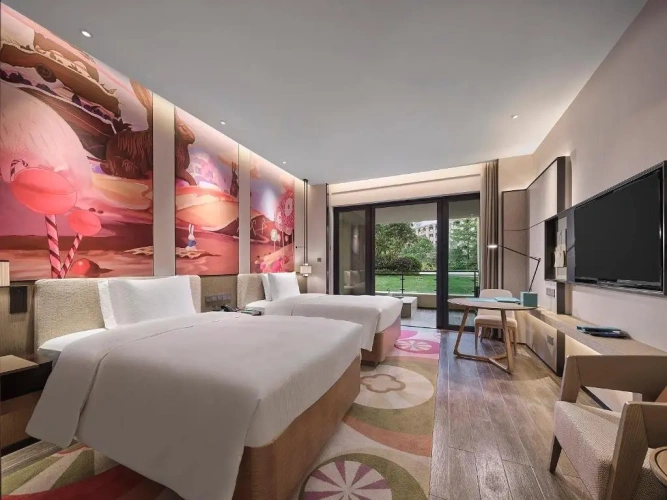 Deluxe Twin room with balcony