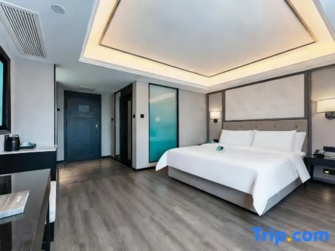Standard Double room with view