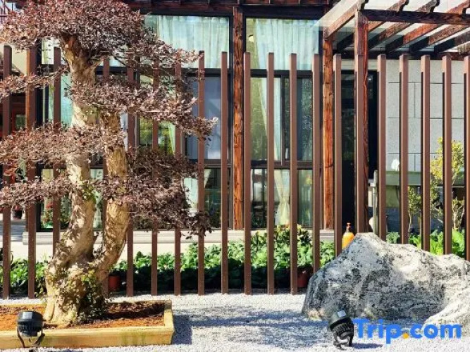 Yunshe B & B