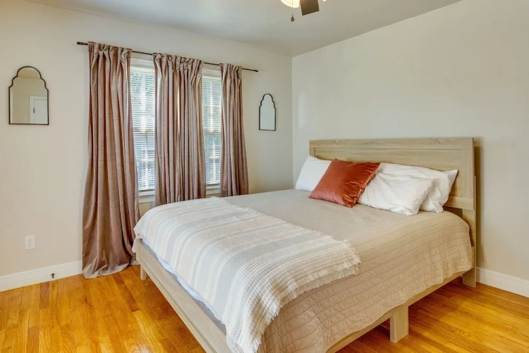 3 Bedrooms Cottage