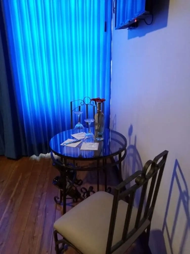 Comfort room