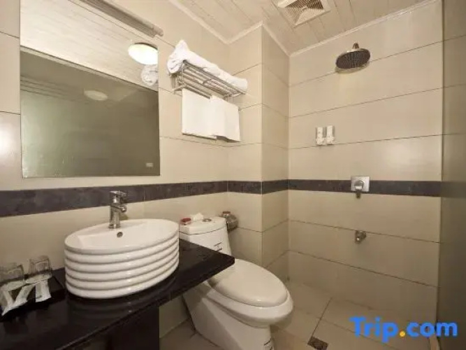Gutian Yijia Hotel