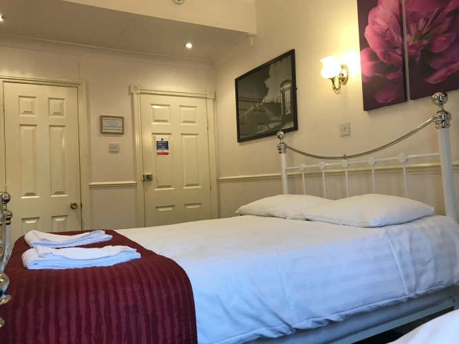 Springfield Hotel London