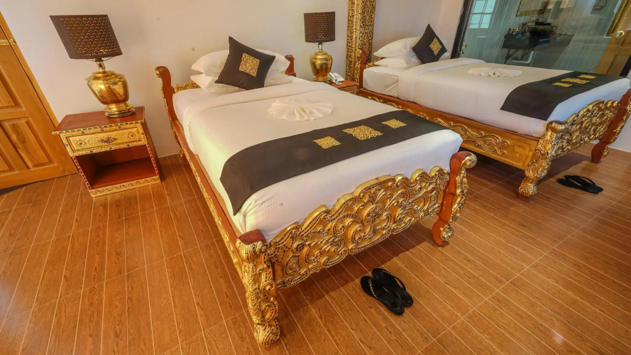 E-outfitting Royal KK Bagan Hotel