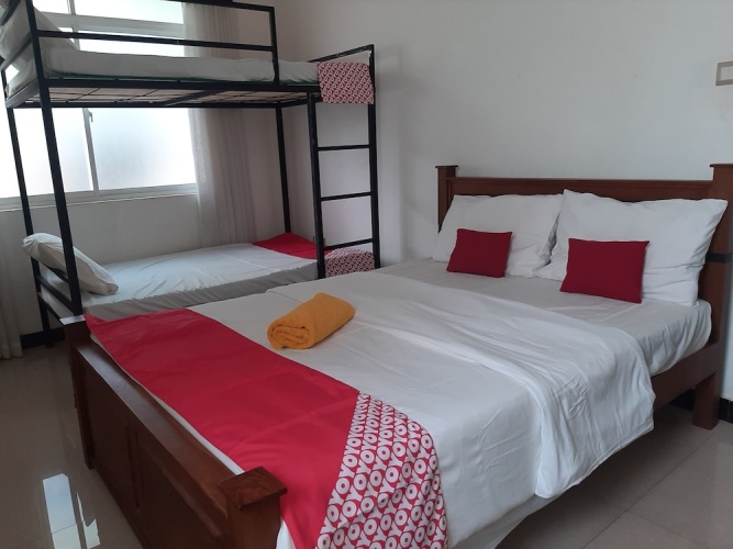 Economy Quadruple room