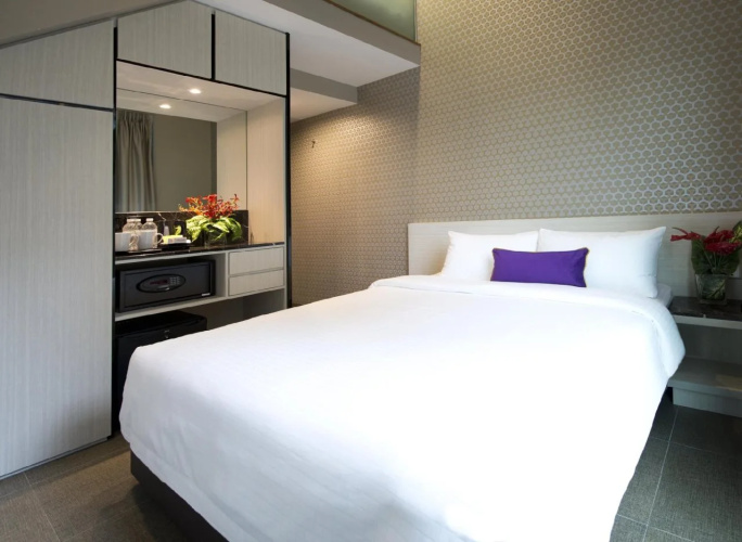 V Hotel Bencoolen