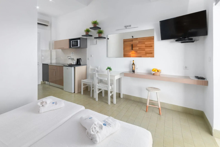 Pefkos View Apartments