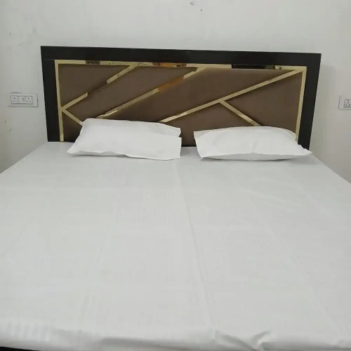 Awadh Biharee Inn