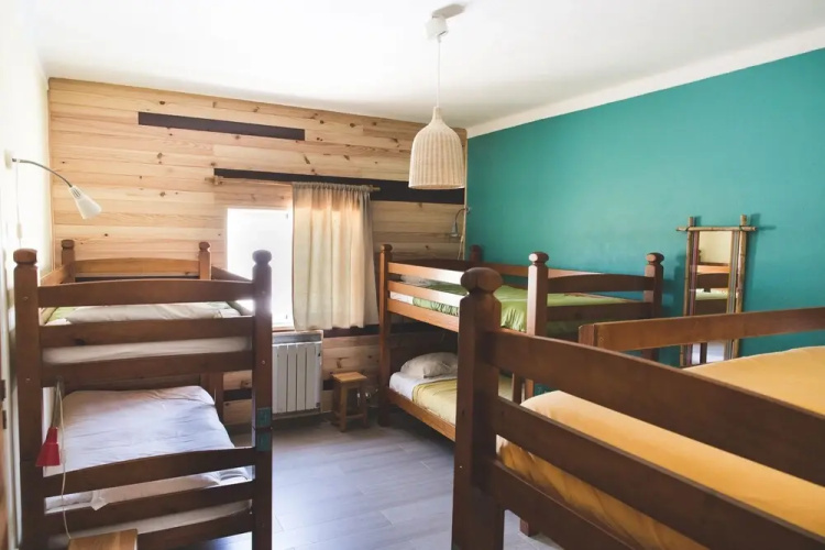 Good Feeling Hostel & Guesthouse