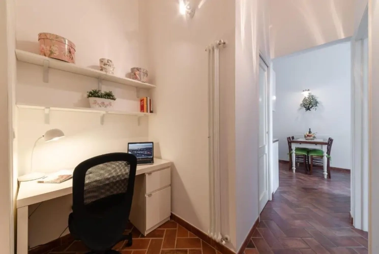 2 Bedrooms Apartment
