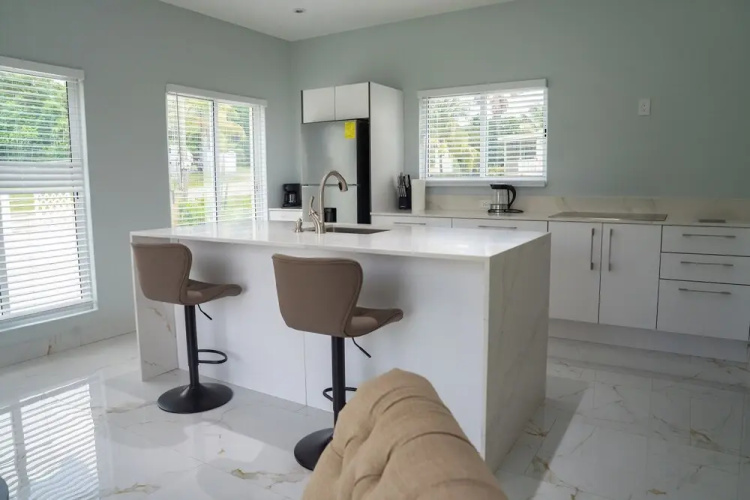 Paradise Suite