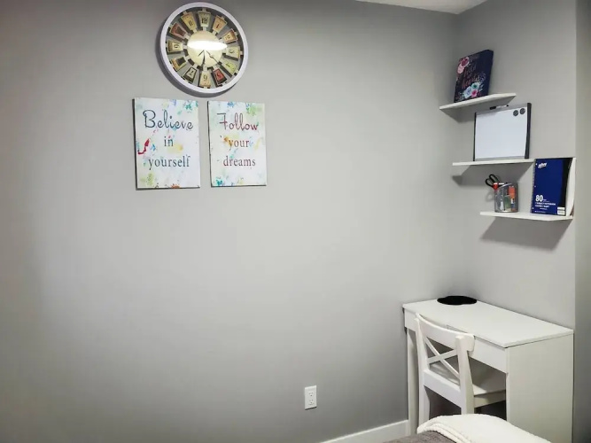 240 Spacious Modern Home w AC