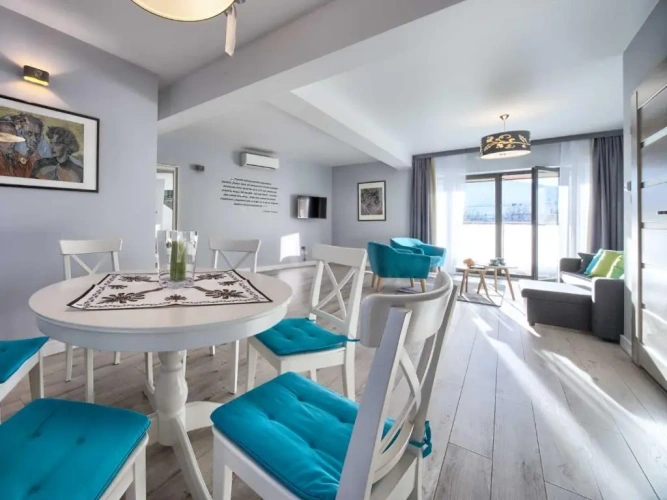 Deluxe Apartment