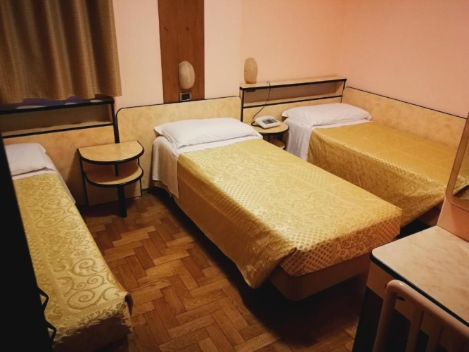 Standard Double room with view