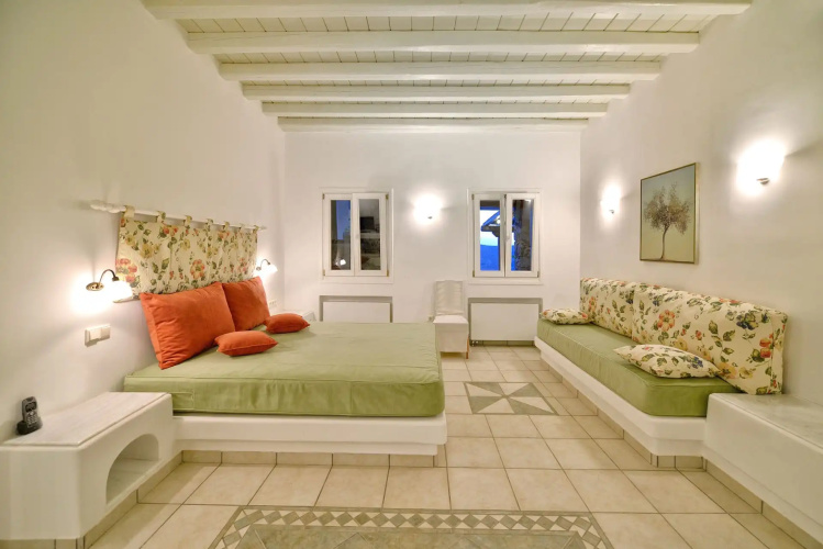 Mykonian Dianthus Villa
