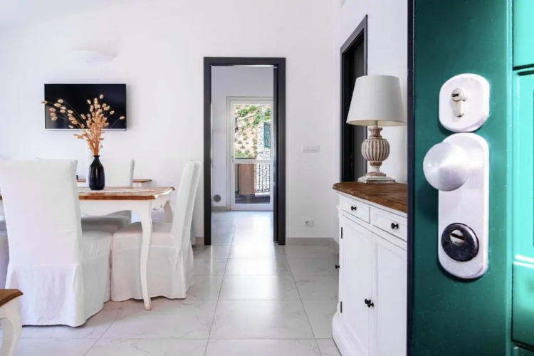 Edone' by PortofinoHomes