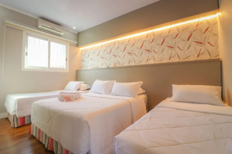 Deluxe Quadruple room