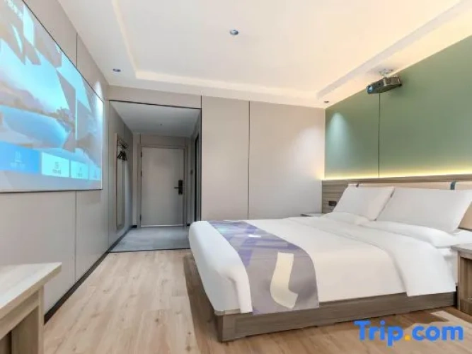 Standard Double room with view