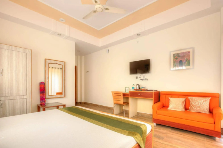 The Lily Hotel
