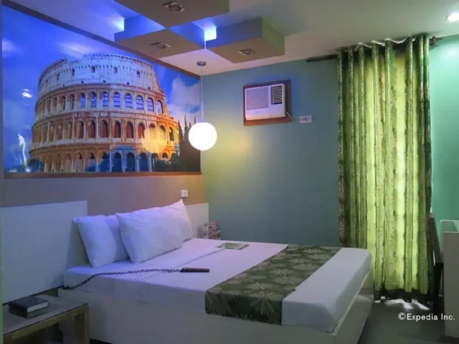 Standard Double Club room with balcony and with garden view