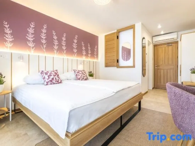 Premium Quadruple room